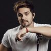 Após fim de relacionamento, Luan Santana chega em show muito bem acompanhado e provoca burburinho dos fãs