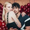 Joe Jonas e Sophie Turner se separam e discutem acordo pré-nupcial