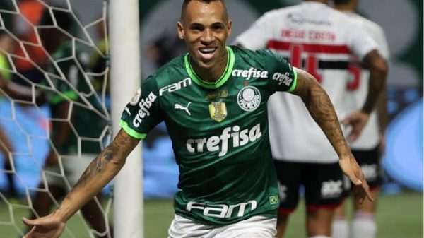 Breno Lopes marcou dois na goleada de 5 x 0 contra o São Paulo (Foto: SEP)