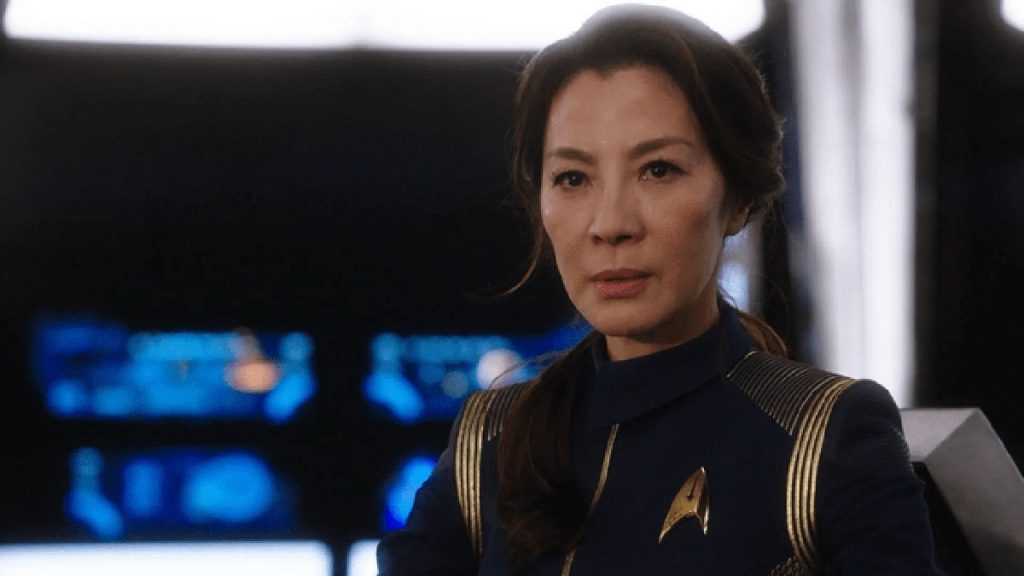 A lendária atriz vencedora do Oscar Michelle Yeoh como Philippa Georgiou (Foto: Reprodução)