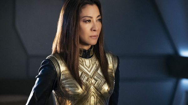 A premiada Michelle Yeoh vive a capitã Philippa Georgiou em Star Trek Discovery (Foto: Divulgação)