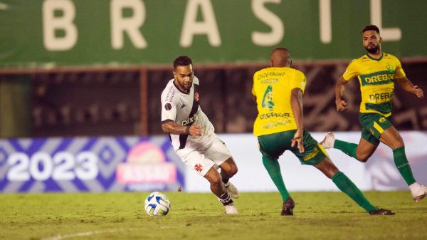 Cuiabá x Vasco agita rodada do Brasileirão