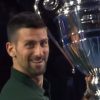 Djokovic com o troféu de número um da temporada