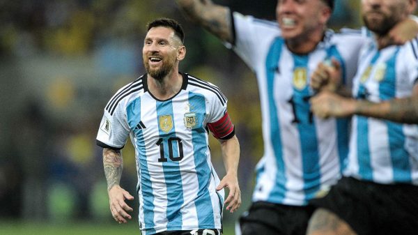 Messi vibrou bastante com a vitória da Argentina