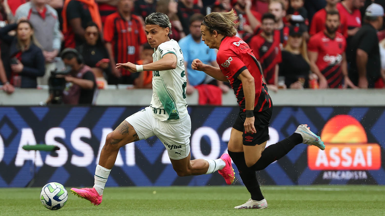 Palmeiras x Athletico-PR agita rodada do Brasileirão