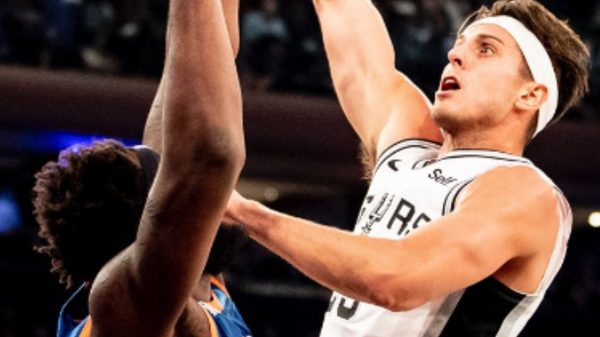 Spurs seguem com problemas na NBA