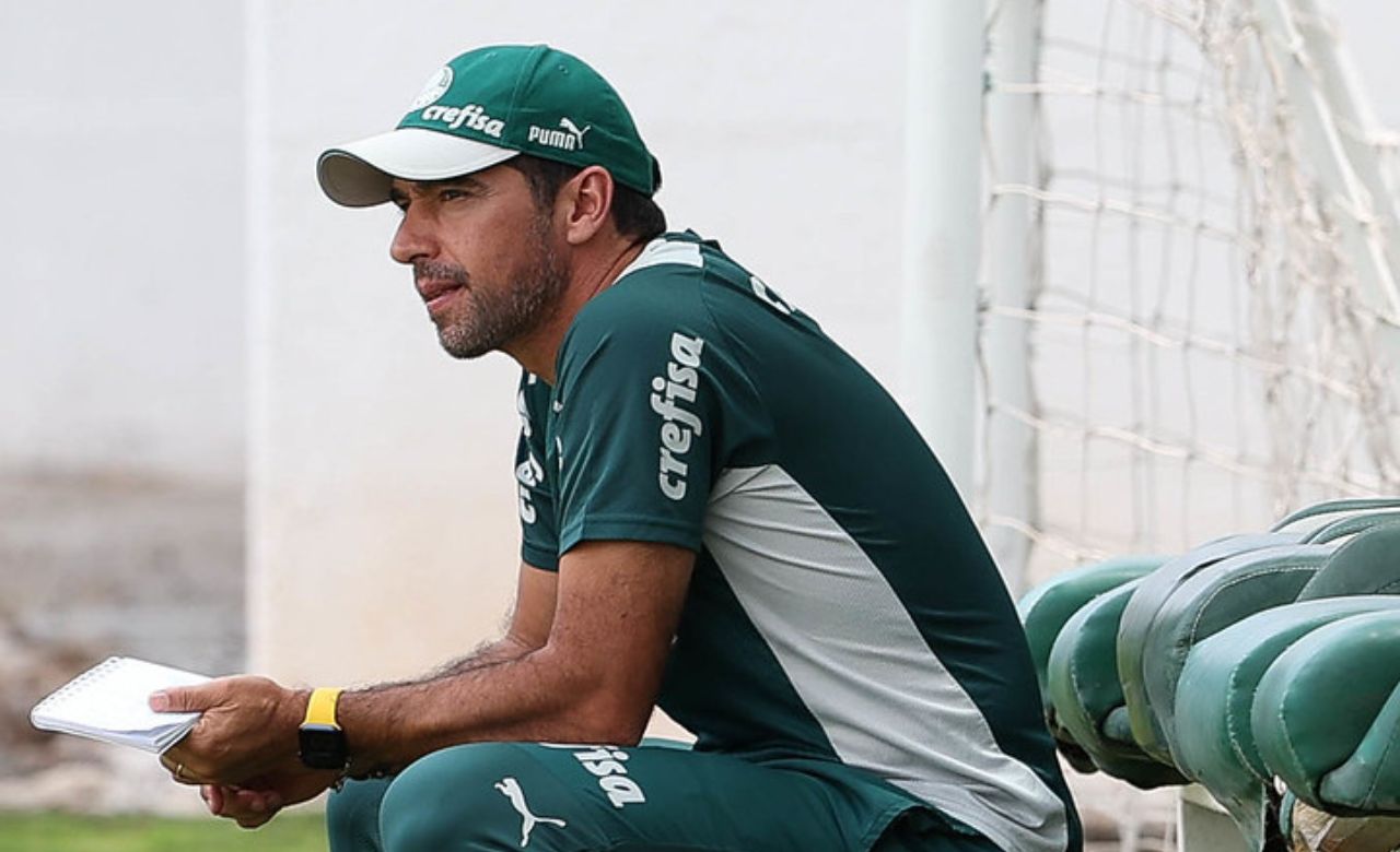 Abel Ferreira segue em dúvida sobre o futuro no Palmeiras