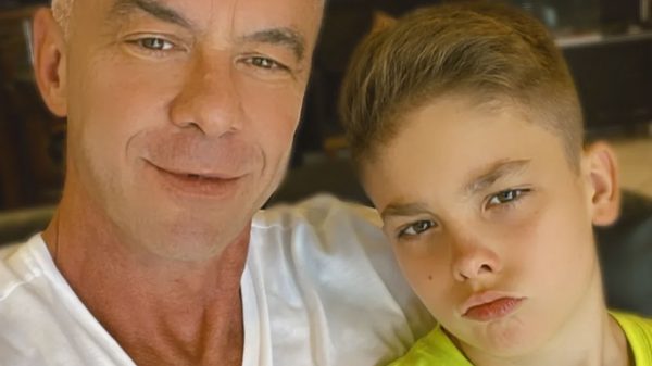 Alexandre Correa com seu filho Alezinho, fruto do relacionamento com Ana Hickmann