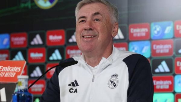 Ancelotti vai ficar no Real Madrid