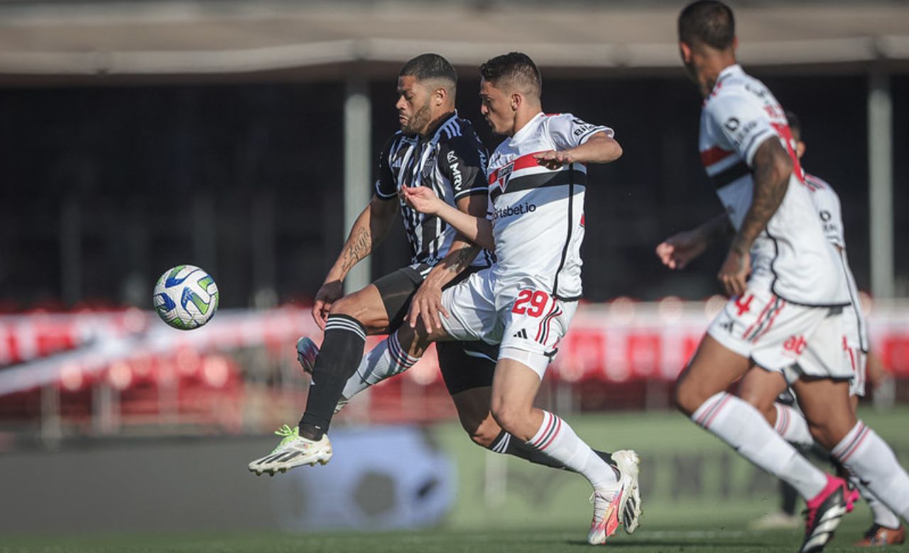 Atlético-MG x São Paulo agita rodada do Brasileirão