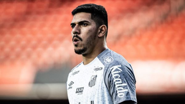 João Paulo lamentou a queda do Santos