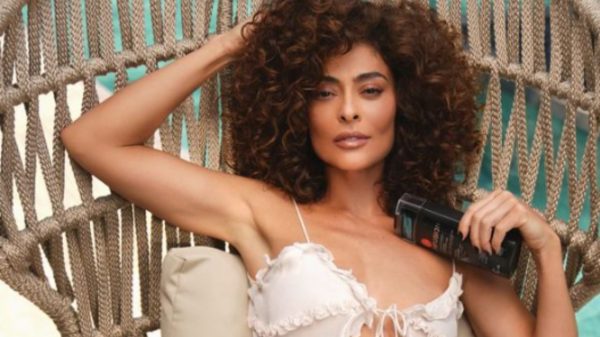 Juliana Paes optou por um look bem fresquinho