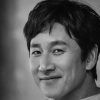 Lee Sun-kyun se destacou em Parasita