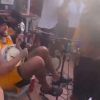 Neymar se divertiu curtindo o pagode