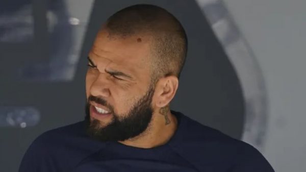 Daniel Alves não deve cumprir a pena em sua totalidade