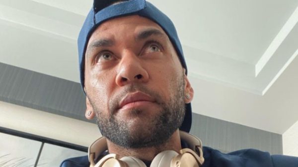 Daniel Alves aguarda a decisão da juíza