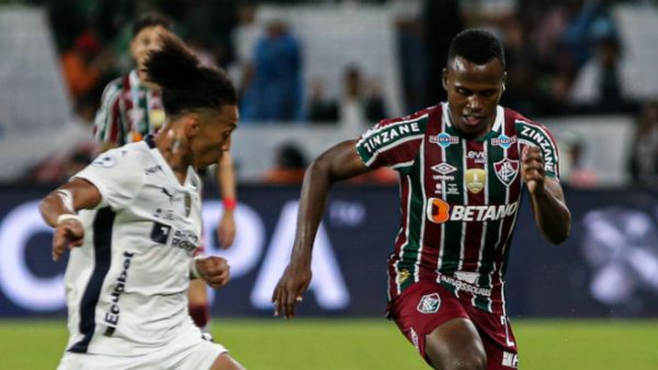 Fluminense perdeu no jogo de ida da Recopa