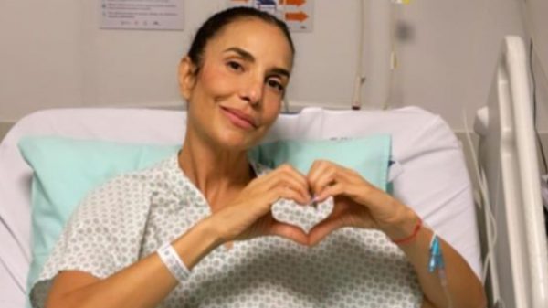 Ivete Sangalo está com pneumonia