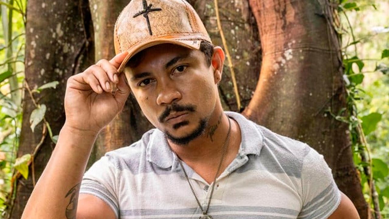 Damião, personagem interpretado pelo rapper Xamã em Renascer