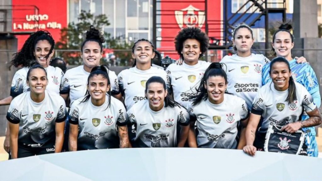 Corinthians feminino avança na Libertadores e enfrenta o Olimipia nas quartas de final